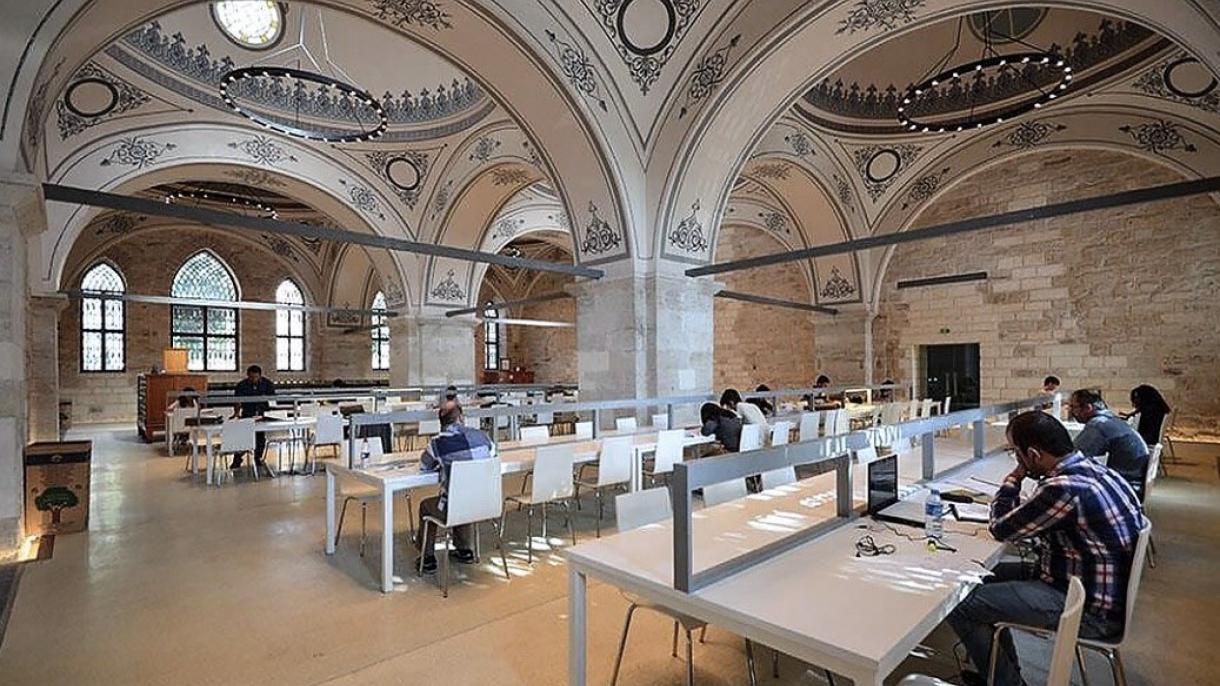 A e dini se ekziston një traditë 900-vjeçare e bibliotekës në Turqi?