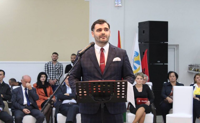 Ragmi Musatafa shpall fitoren për Këshillin Kombëtar Shqiptar