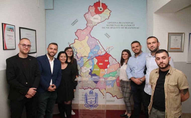 Rinia Demokratike e Kosovës në Gjilan: Përkrahim fuqishëm interesin e rinisë së Luginës