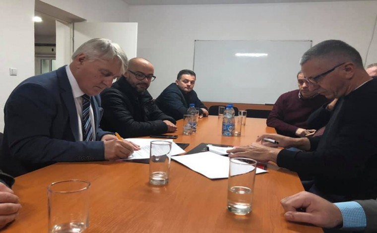 U nënshkrua Marrëveshja për udhëheqjen e Këshillit Kombëtar Shqiptar
