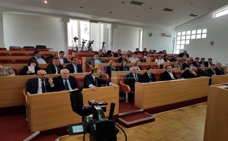 Rrezikohet  shumica qeverisëse në komunën e Preshevës, largohet këshilltarja e APN-së (dokument)