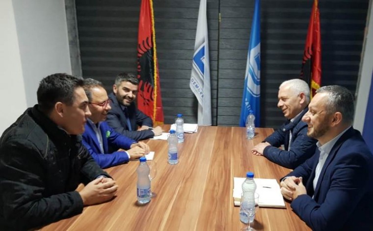PD pret në takim përfaqësuesit e ministrisë së jashtme të Shqipërisë