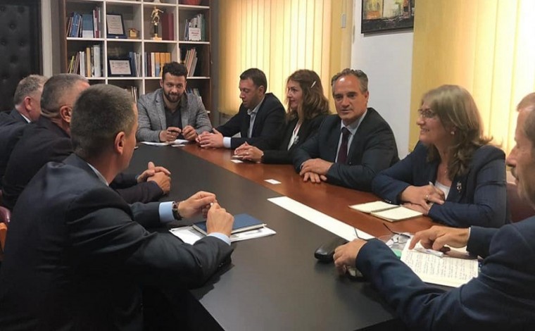 Komuna e Bujanocit kërkon liçensimin e mjekëve të diplomuar në Kosovë