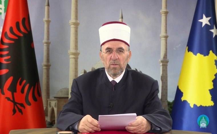 Myftiu i Kosovës Tërnava uron besimtarët myslimanë në prag të Ramazanit