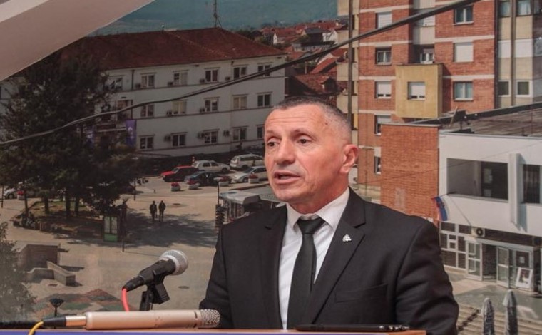 Kamberi falënderon ministrin shqiptar Gent Cakaj për koalicionin në Bujanoc