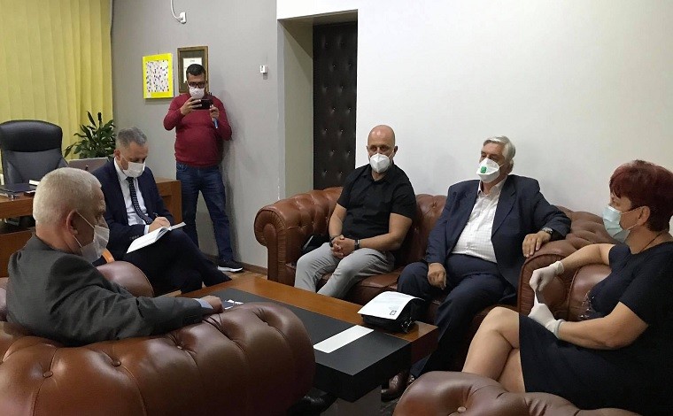 Kryetari Arifi njoftoi Dr.Tiodoroviqin rreth masave që ka marrë komuna e Bujanocit