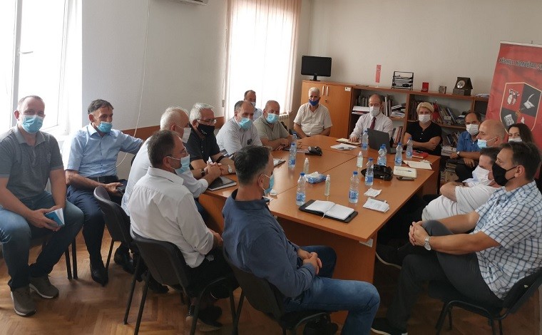 Takohen drejtorët e shkollave shqipe në Luginë të Preshevës, përgatitjet për fillimin e vitit shkollor