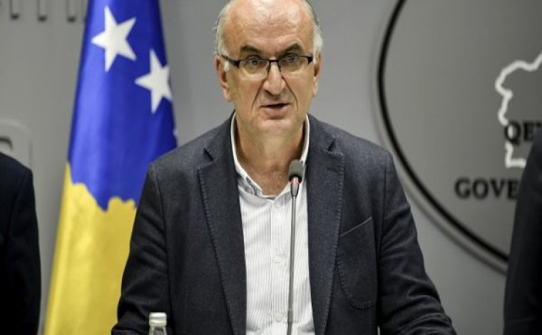 E rrallë: Zyrtari kosovar (nga Presheva) që merë 7 paga në muaj