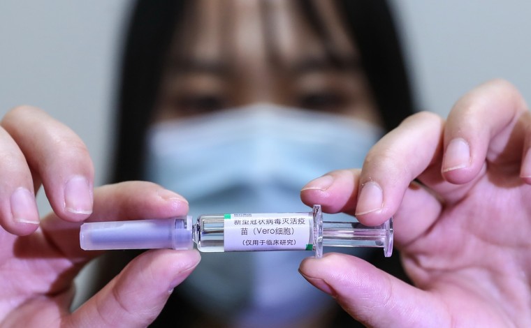 Serbia vendi i parë me vaksinën kineze kundër COVID-19, në Bujanoc vaksinim kinez apo..?