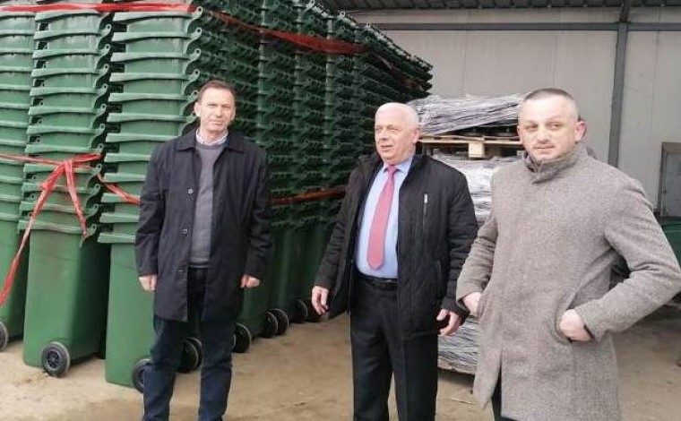 Kompania "TURKER" nga Stambolli dhuron 525 kontejnerë donacion për komunën e Bujanocit