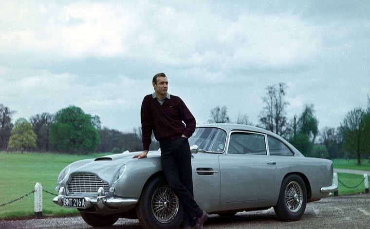 Gjendet makina e James Bond, e kishin vjedhur 24 vite më parë
