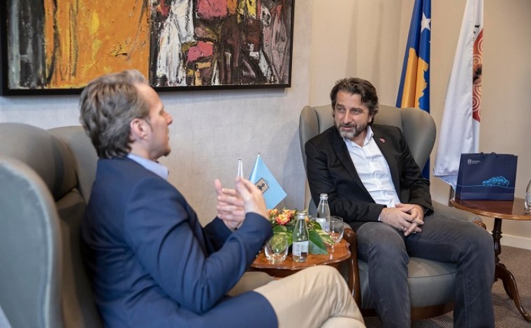 Arifi takon kryetarin e Prishtinës Rama, flasin edhe për zgjedhjet e Këshillit Kombëtar Shqiptar