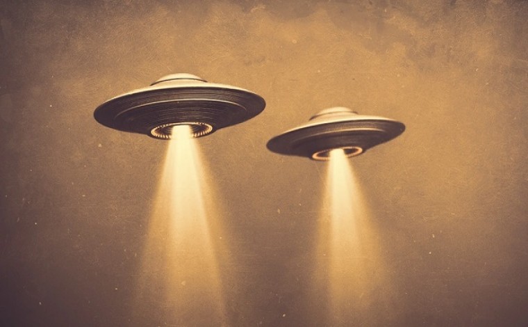 Analistët e UFO-ve në Kongres: UFO-t ekzistojnë, SHBA posedon teknologji aliene