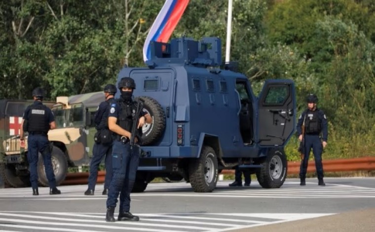 Bilanci: Një polic e tre sulmues të vrarë në veri të Kosovës (video)