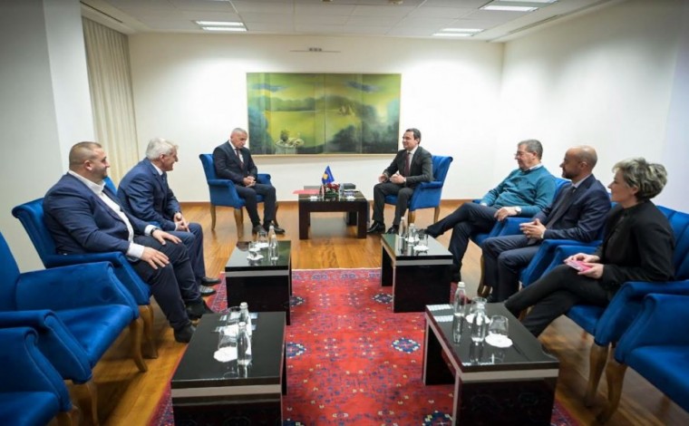 Kurti priti në takim përfaqësuesit politikë të Luginës së Preshevës, konfirmon mbështetjen e Qeverisë për shqiptarët