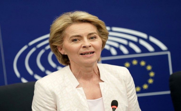 Gruaja më e fuqishme në BE - nënë e shtatë fëmijëve, i jep formë Evropës dhe s’ka ndërmend të ndalet