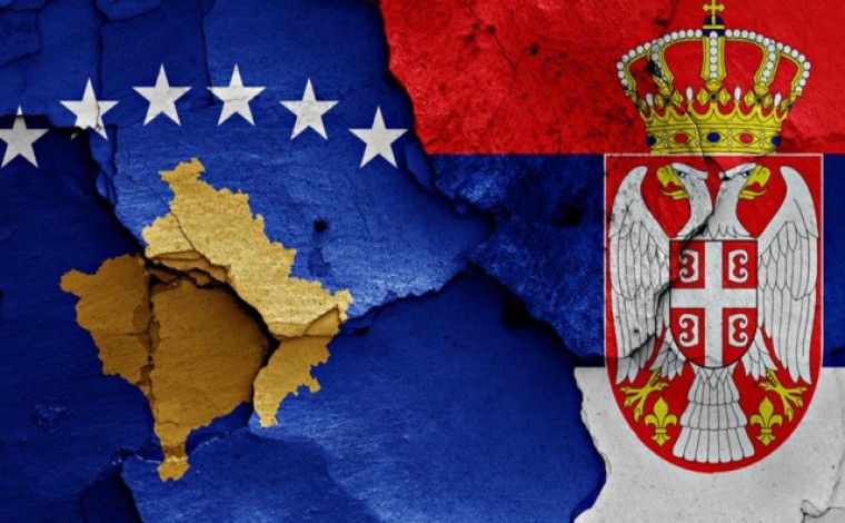 "Kosova në pozitë të ndërlikuar": Si të kapërcehen kleçkat e Serbisë? (video)