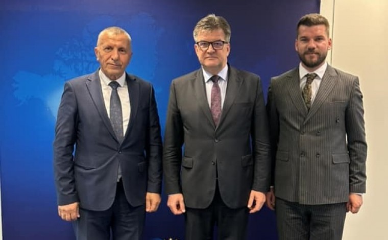 Bruksel: Kamberi e Lutfiu takojnë emisarin e BE-së për Dialogun Kosovë-Serbi Miroslav Lajçak