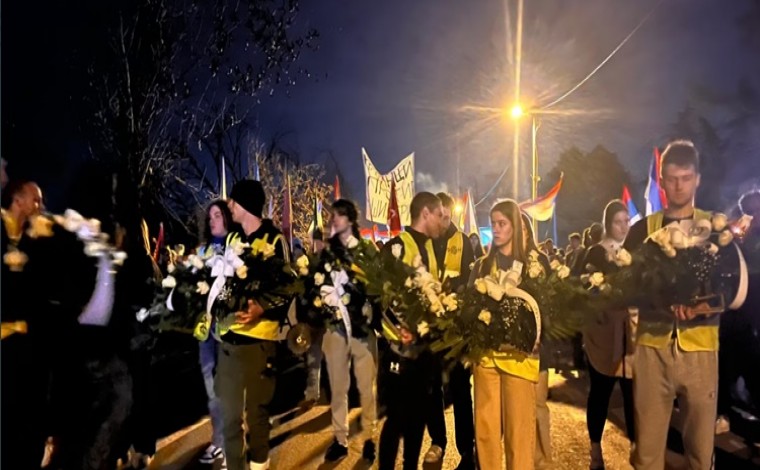 Studentët serbë mbërritën në Novi Sad pas marshimit dyditor