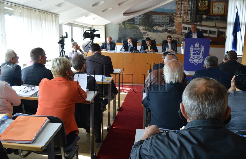 Komuna e Bujanocit zvogëlon numrin e punëtorëve,  vullnetar e disa të detyruar