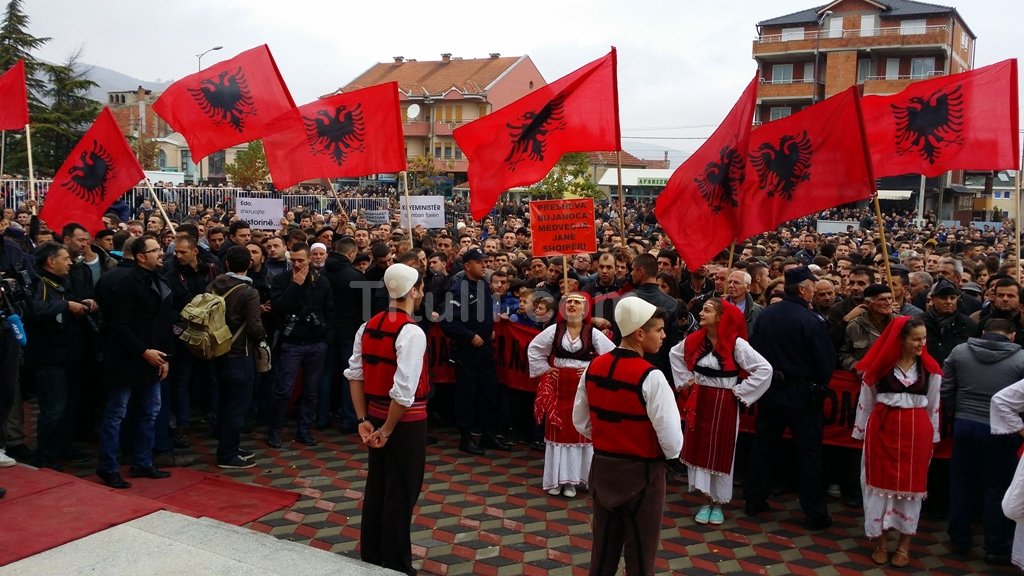 Letër drejtuar Beogradit: Zgjidhje urgjente për problemet e shqiptarëve në Luginë 