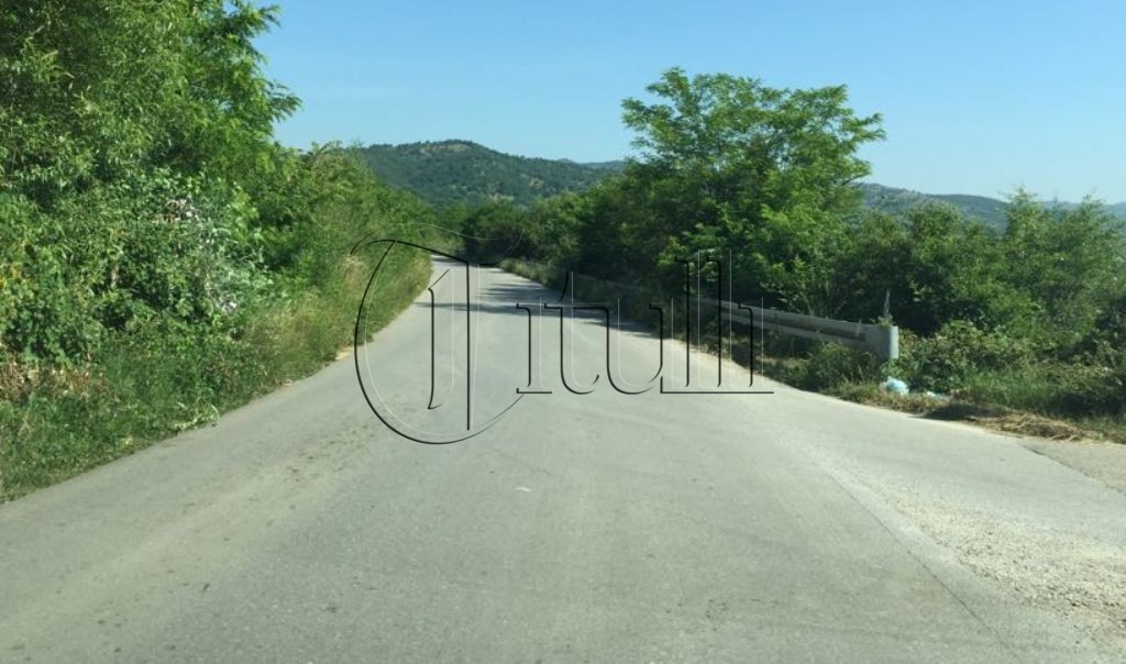 Rruga Nesalcë-Lluçan paraqet rrezik, banorët  kërkojnë intervenimin e komunës së Bujanocit (video)