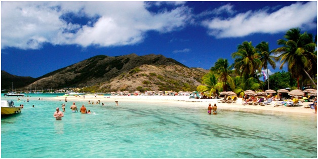 Gazetari e shkrimtari nga Lugina: St.Martin, ishulli në Karaibe me të gjitha stinët verë (foto)