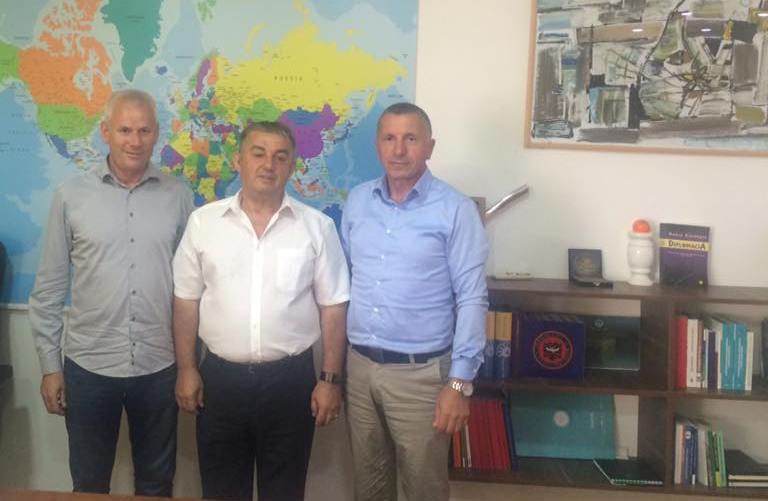Ahmet Bektashi nga diaspora takoi kryetarët e komunave Bujanoc dhe Preshevë 