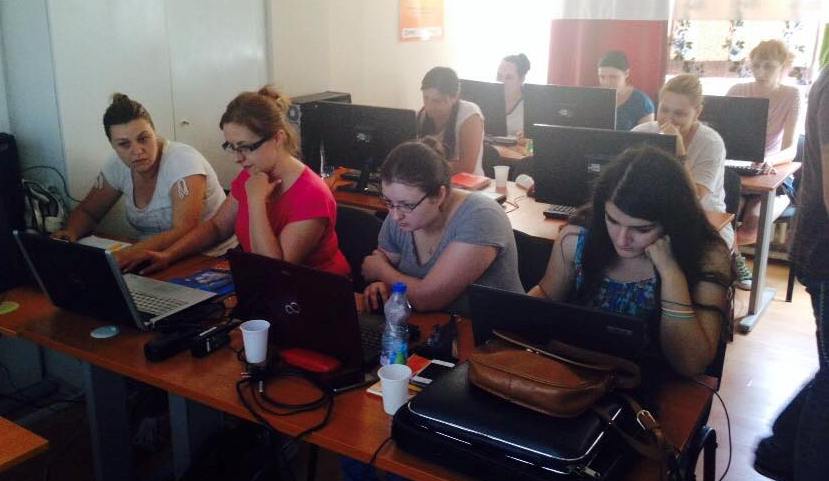Ndihmë teknike falas për përpilimin e biznes planit, zyra për të rinj në Bujanoc
