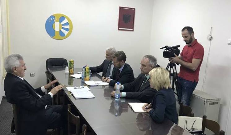 Riza Halimi takoi ambasadorin e Suedisë në Beograd, Jan Lundin