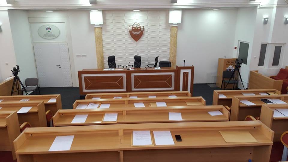 Dështon seanca e kuvendit komunal në Preshevë, mungesë kuorumi (video)