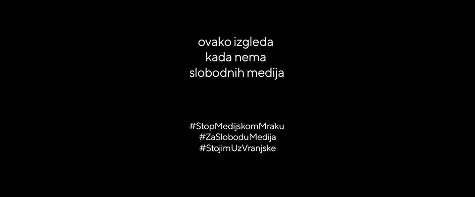 Serbi:Protestë e mediave me ballina të zeza dhe errësim në internet
