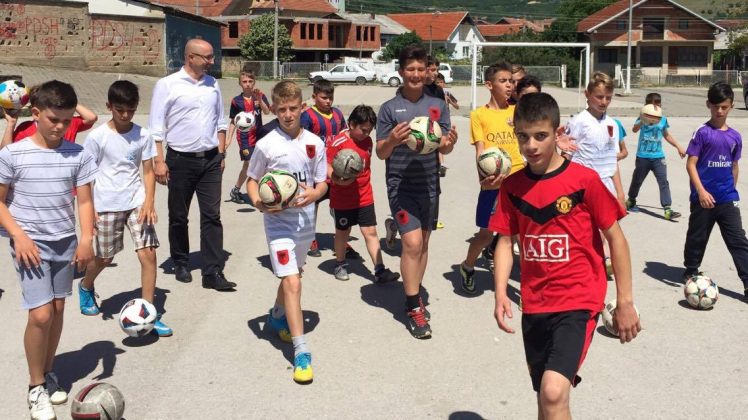 Zëvendëskryetari i Preshevës, Xhelal Mehmeti i shqetësuar me gjendjen e stadiumit të qytetit 