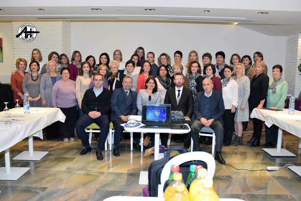 Seminari i parë edukativ shqip në Preshevë  "Bashkëpunimi i edukatoreve me prindërit" (foto&video)