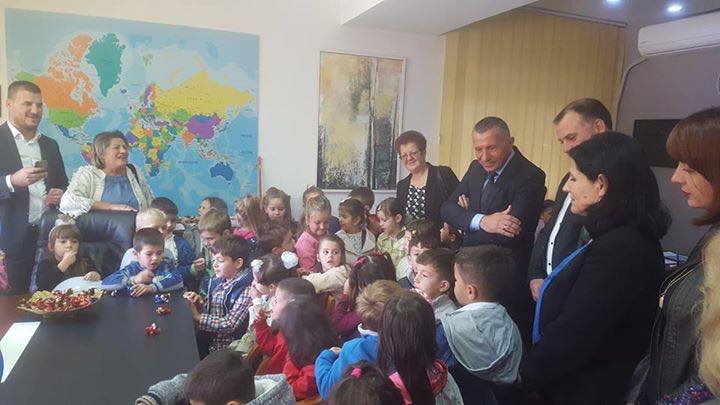 Zyra e kryetarit të Komunës së Bujanocit sot e hapur për fëmijët