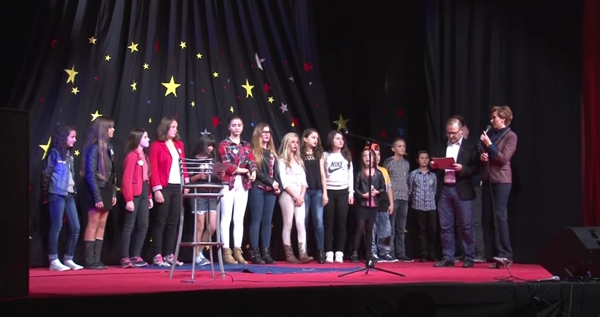 Qëndresa Rexhepi fituese e edicionit të V-të të spektaklit "Talenti i Luginës" (Video) 