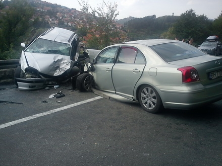 Teške saobraćajne nesreće u Vranju i Vladičinom Hanu