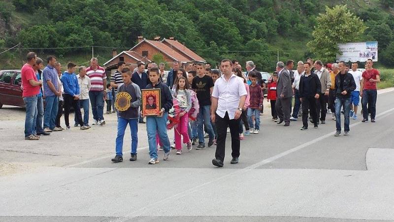 Në Konçul shënohet 13 vjetori i rënies së Vehbi Rexhepit (foto)