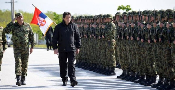 Ministri i Mbrojtjes në Bujanoc, kundër përgatitjeve të misioneve paqësore në bazën “Jug” (foto)